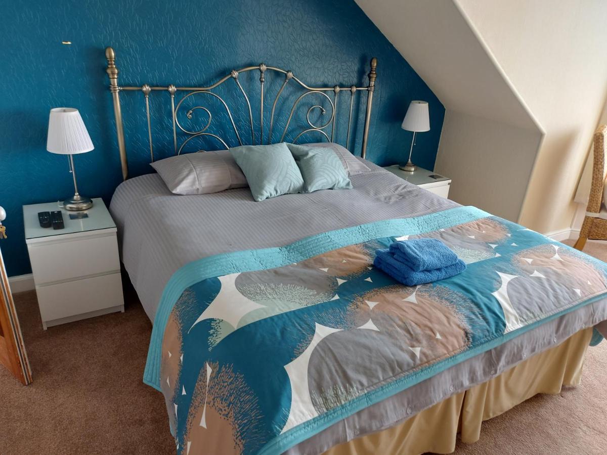 Girvan Guest House Gasthuis